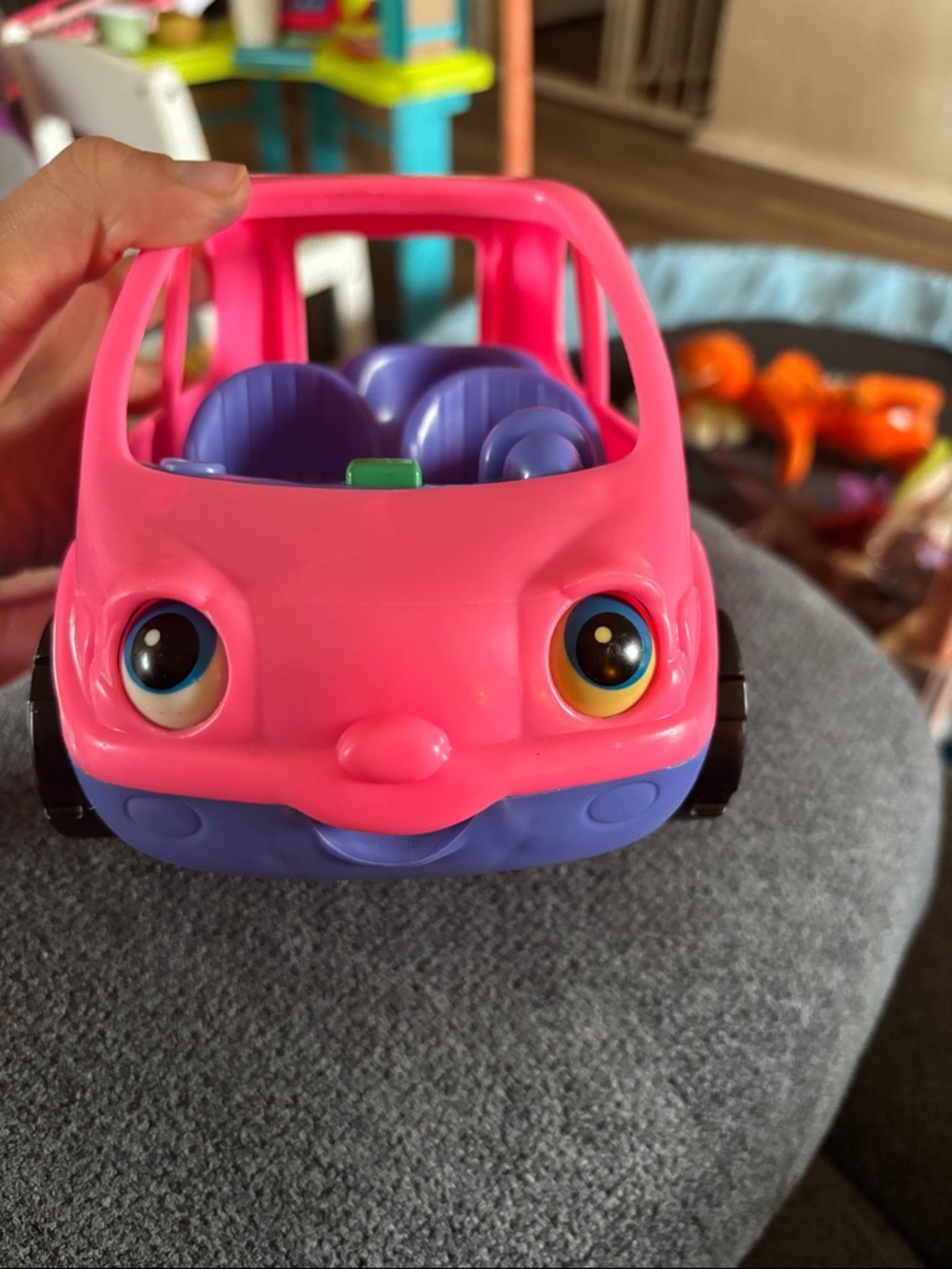 Y2K vintage Fisher-Price Little People Melody the Mini Van